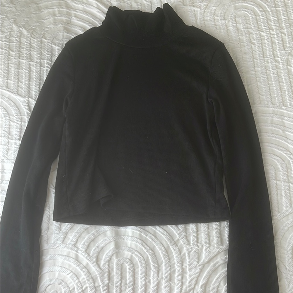 Black Long Sleeve Turtleneck Top